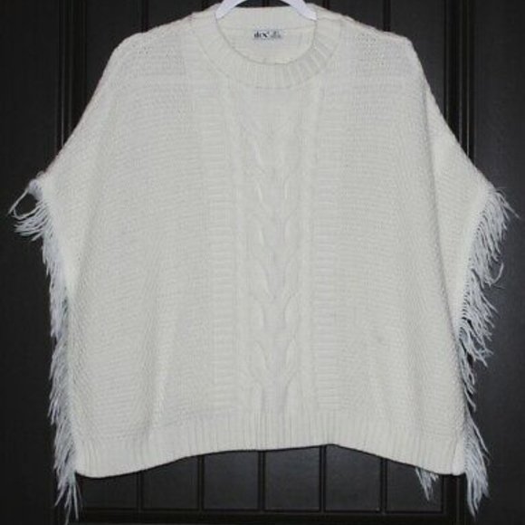 DEX - Cable Knit Poncho - Picture 3 of 3